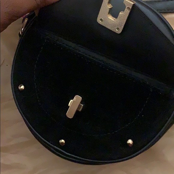 Black circle purse - Picture 3 of 4